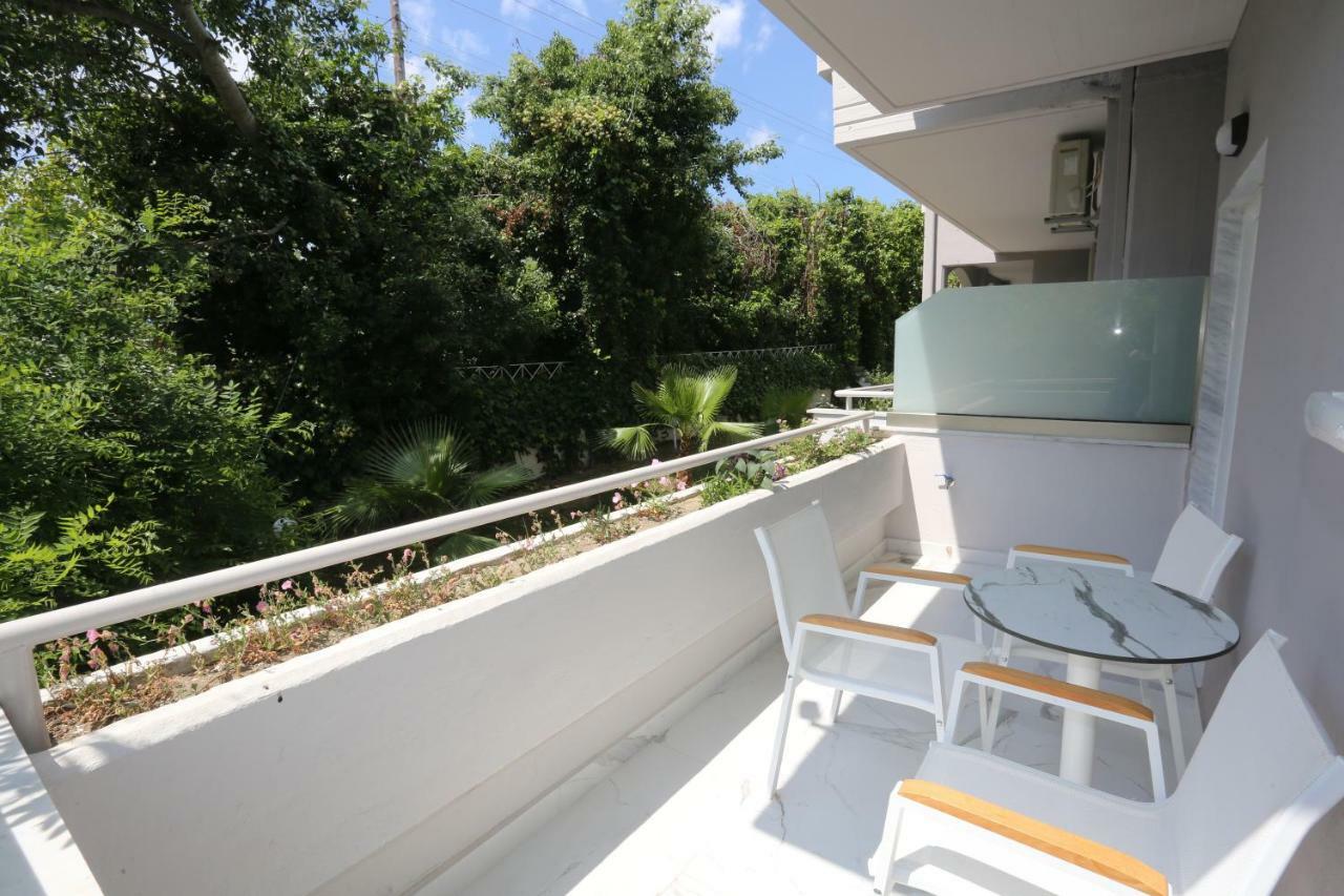 Tropical Aparthotel Hanioti Bagian luar foto